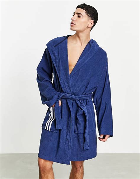 adidas Sportswear – Bademantel in Blau 